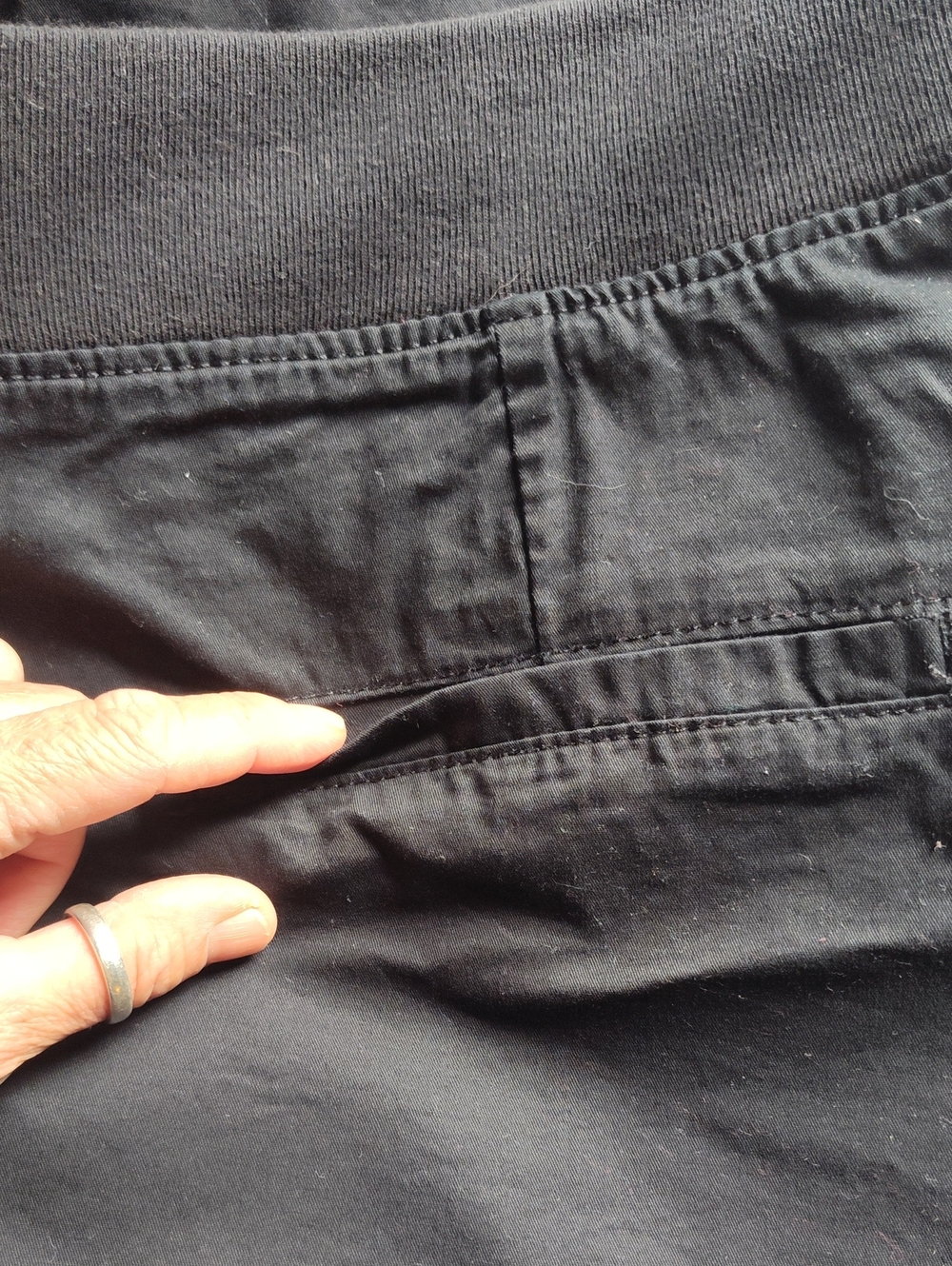 Womens Lee Black Cargo Capri Pants Never Worn - Picture 8 of 8